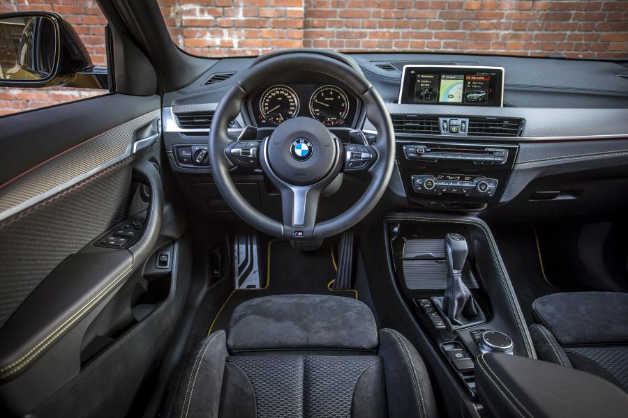 Торпедо BMW X2 xDrive25d M Sport (F39) 2018 года  (WW) (фото 36 из 40)